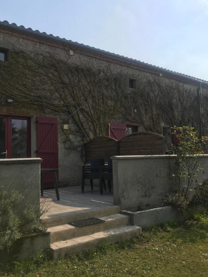 Gites De La Bonaudrie Combrand Buitenkant foto